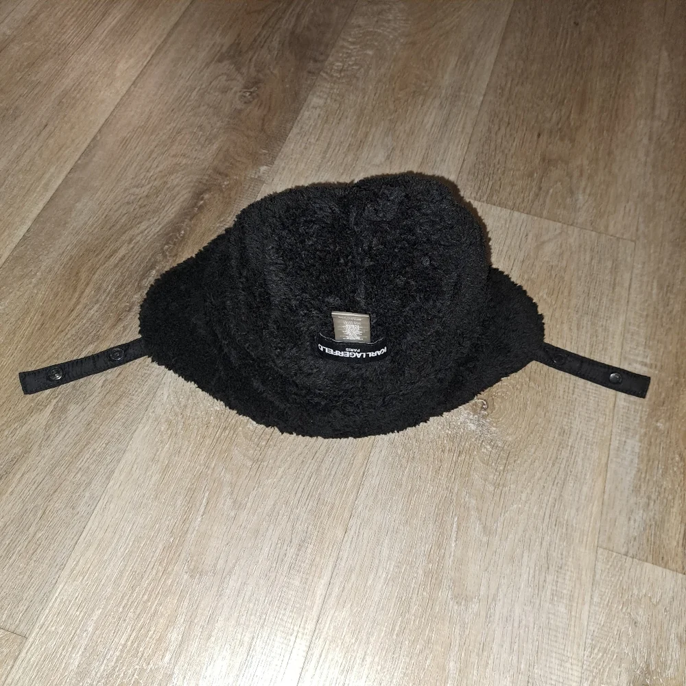 Karl Lagerfeld Kids Black Trapper Cap / Hat Ear Flaps Quilt Style